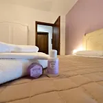Domus Aromatica, Profumo D'assisi, Profumo Di Casa Appartement *