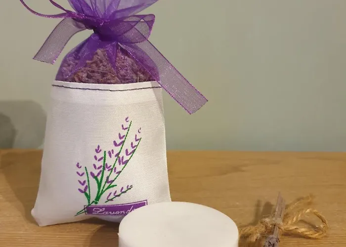 Domus Aromatica, Profumo D'assisi, Profumo Di Casa Lejlighed *